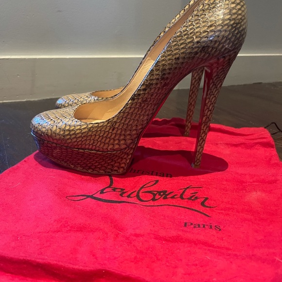 Christian Louboutin size 40 1/2 Python platforms - Picture 9 of 11